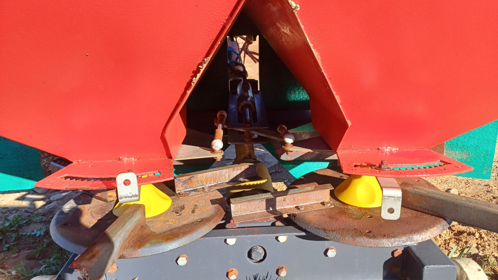 GSC 800L Kunsmis Strooier Double Fertilizer Spreader - Image 4