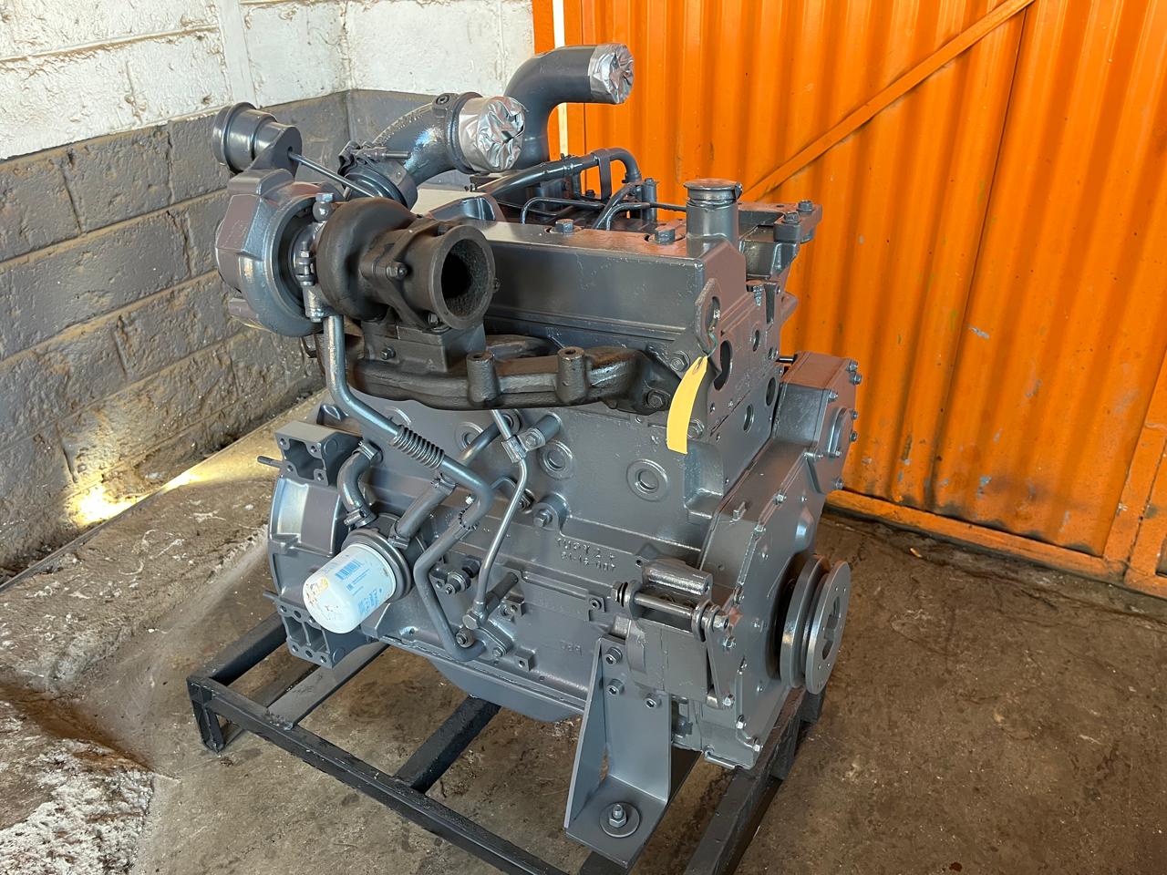 Cummins B3.3 Engine - Image 9