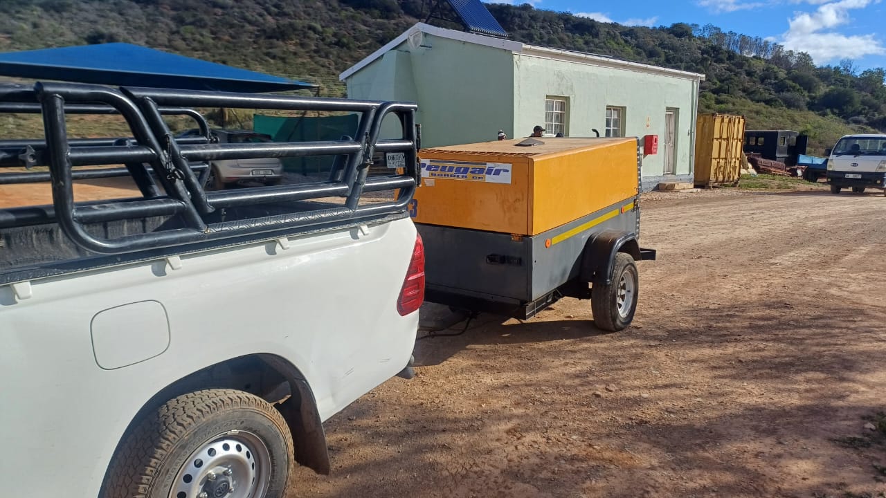 Gardner Denver CompAir Mobile Air Compressor 268CFM - Image 4