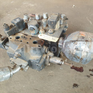 Bell B20D Hydraulic Directional Control Valve