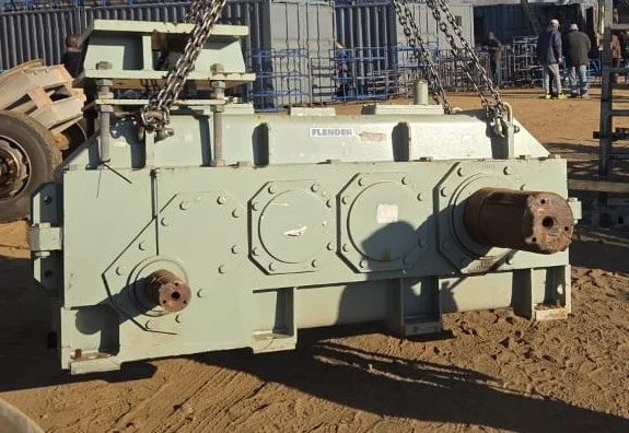 Flender Bevel Helical Crusher Gearbox D-46393 - Image 2