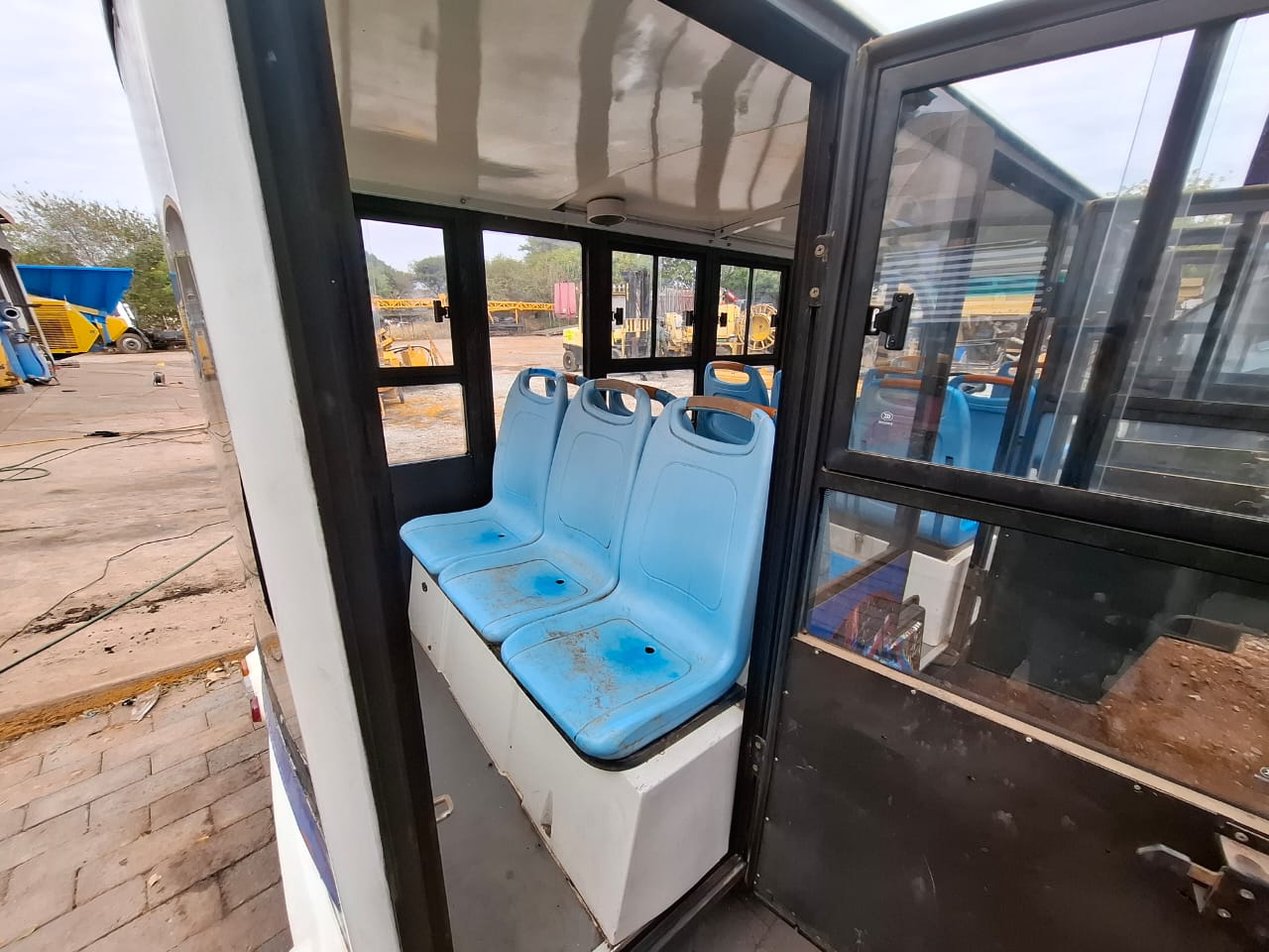 2013 Electric Shuttle Bus 14 Seater - Image 12