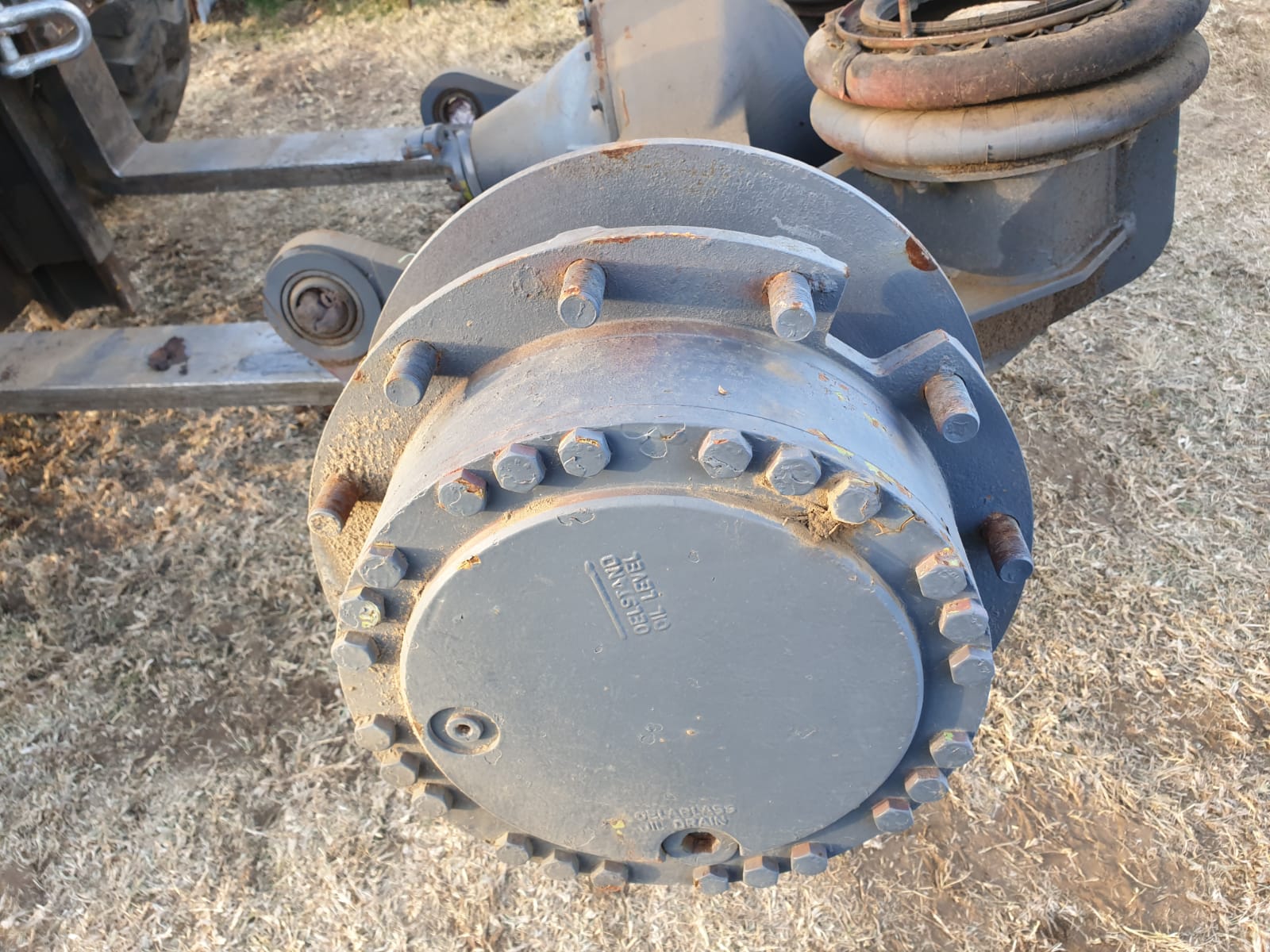 ZF AP-9/HK Front Differential Axle - Image 4