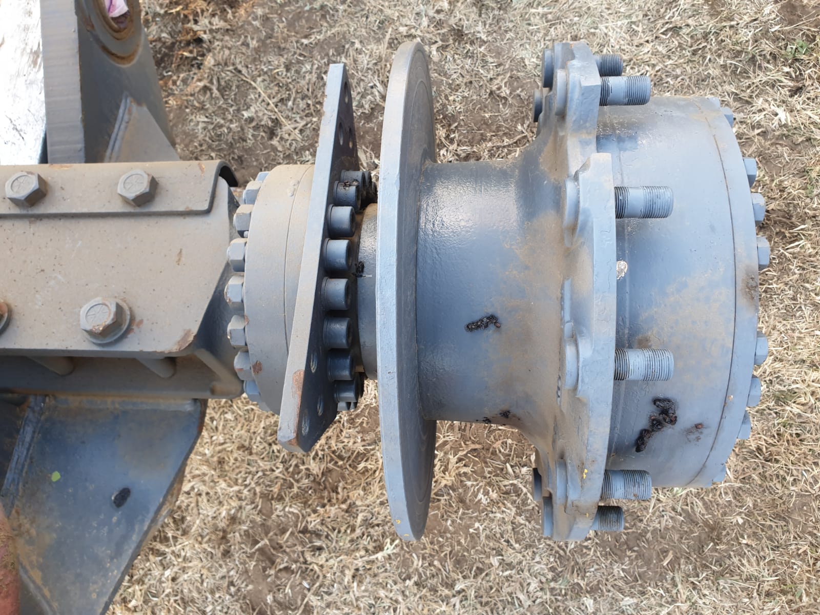 ZF AP-9/HK Front Differential Axle - Image 6