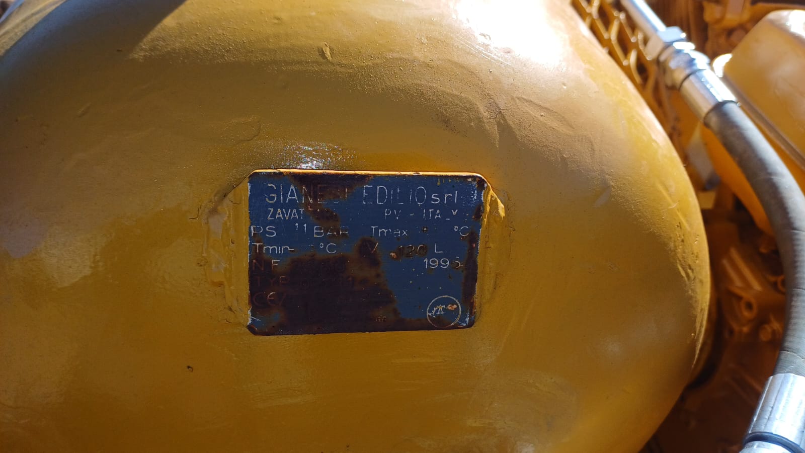 Mobile Atlas Copco Air Compressor - Image 8