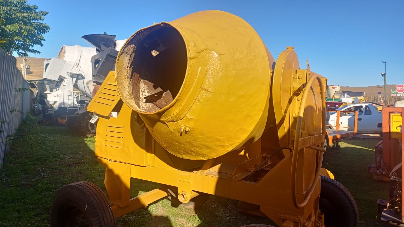 Winget 330T Concrete Mixer