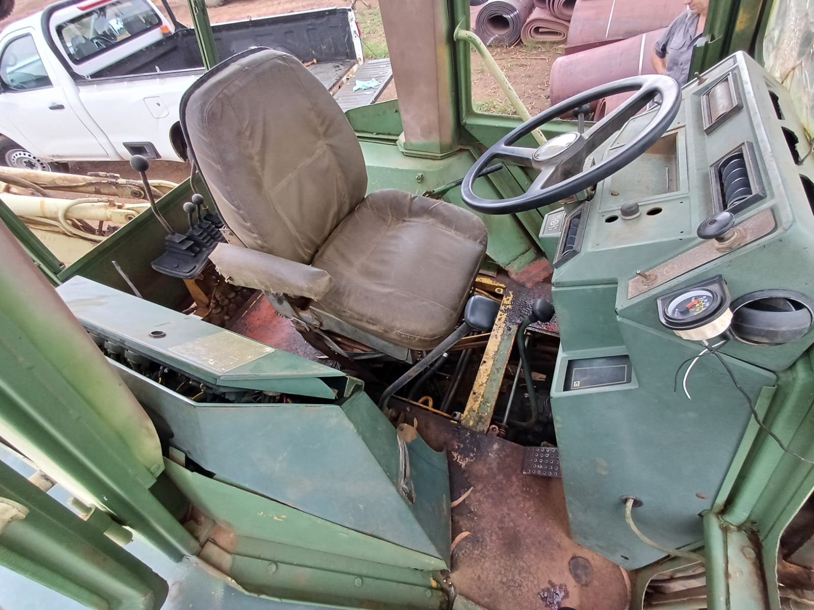 Caterpillar 428 TLB - Image 6