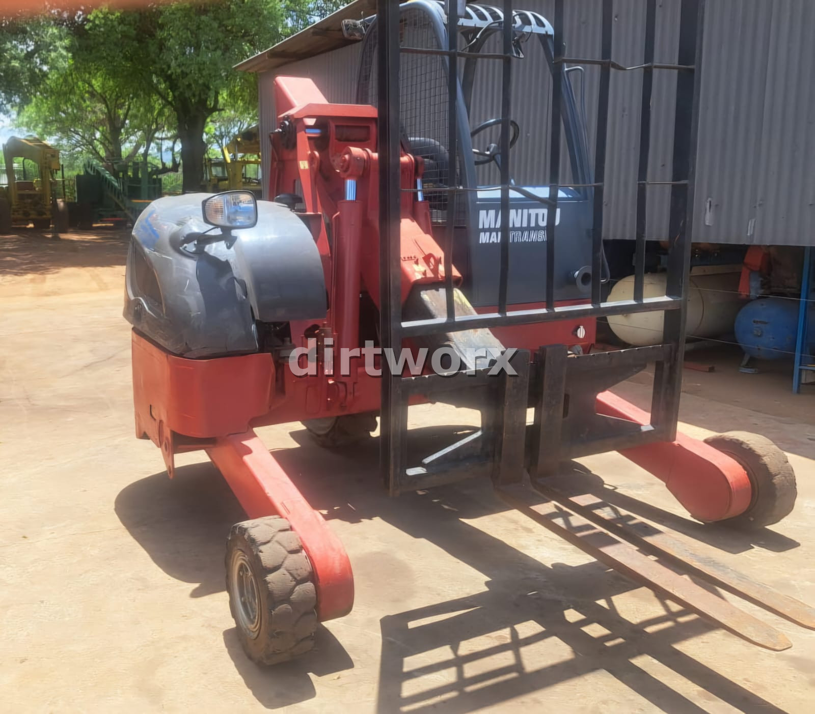 2013 Manitou Truck Mounted Forklift 2.5 Ton - Image 2