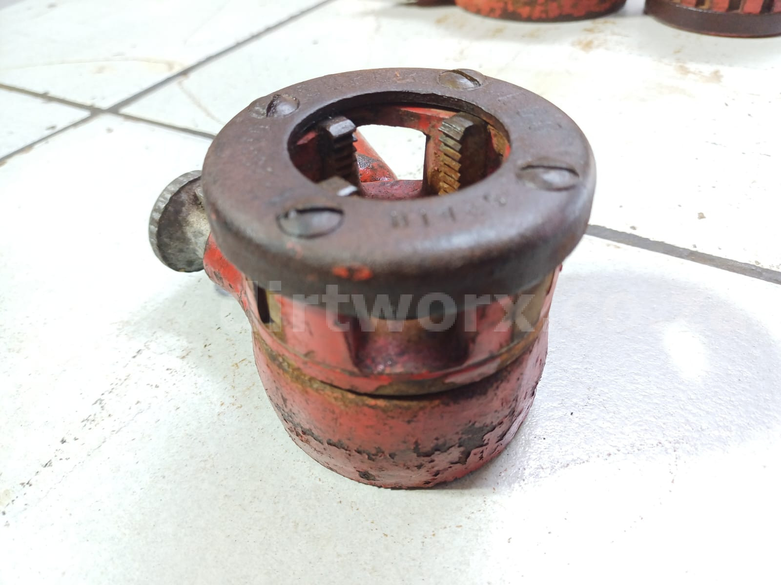 Super Ego Die Head Pipe Threader 25.4mm - Image 2