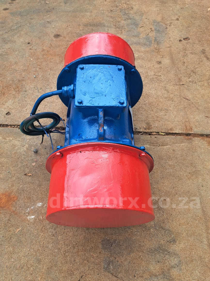 Mining Vibrating Motor 0,94kW - Image 5