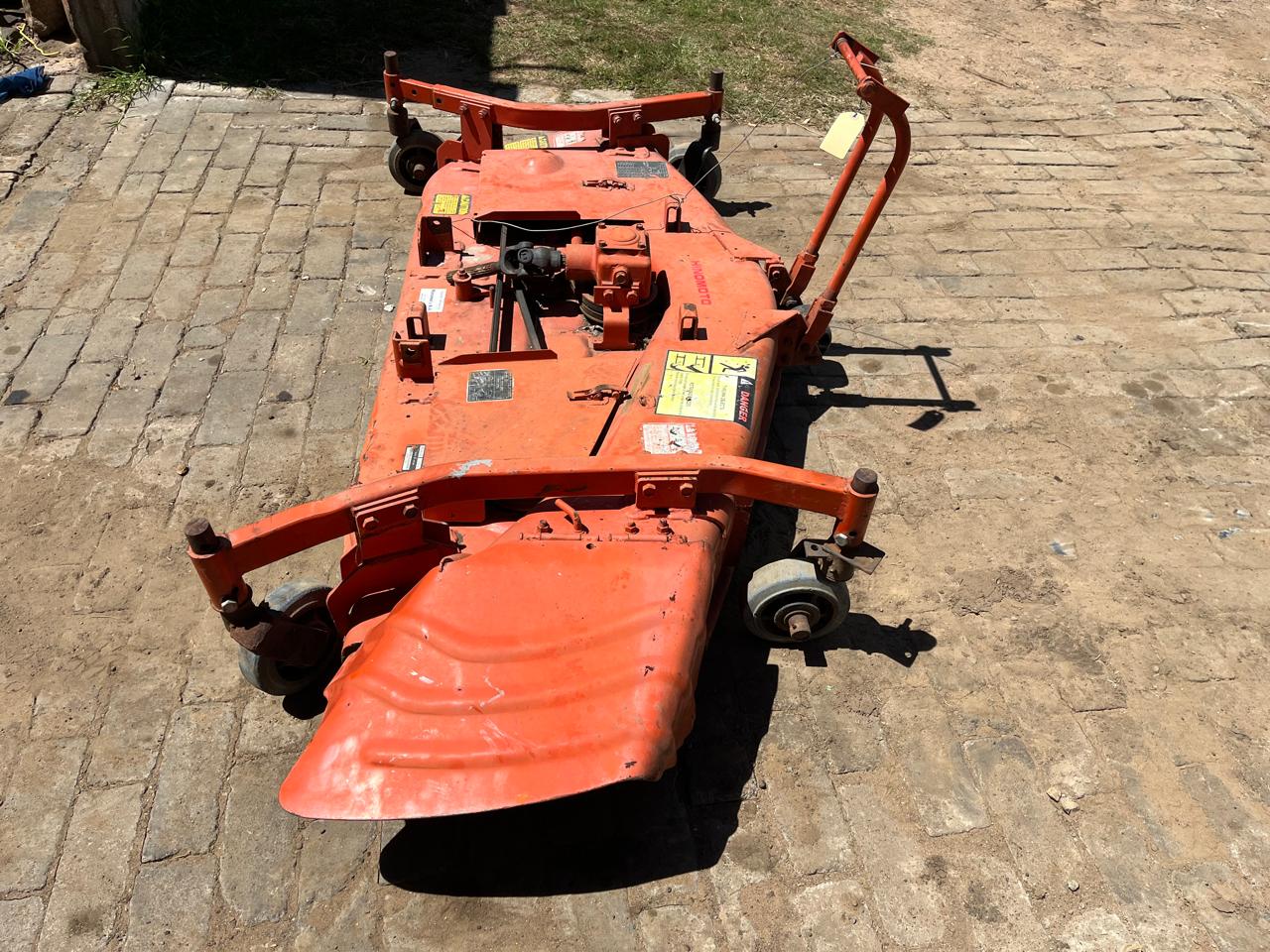 Kubota RC60-B Trekker Bossiekapper Implement - Image 2