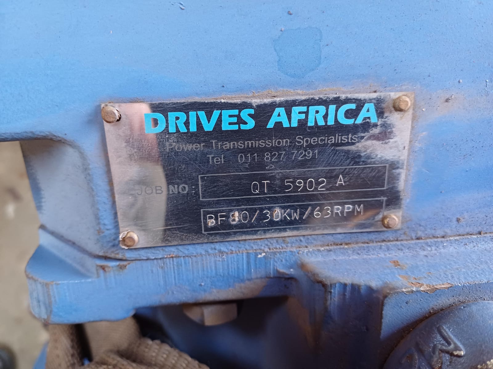 Shaft Mounted Geared Motor Drive Ratio 11.42 – 269.10 - Image 9