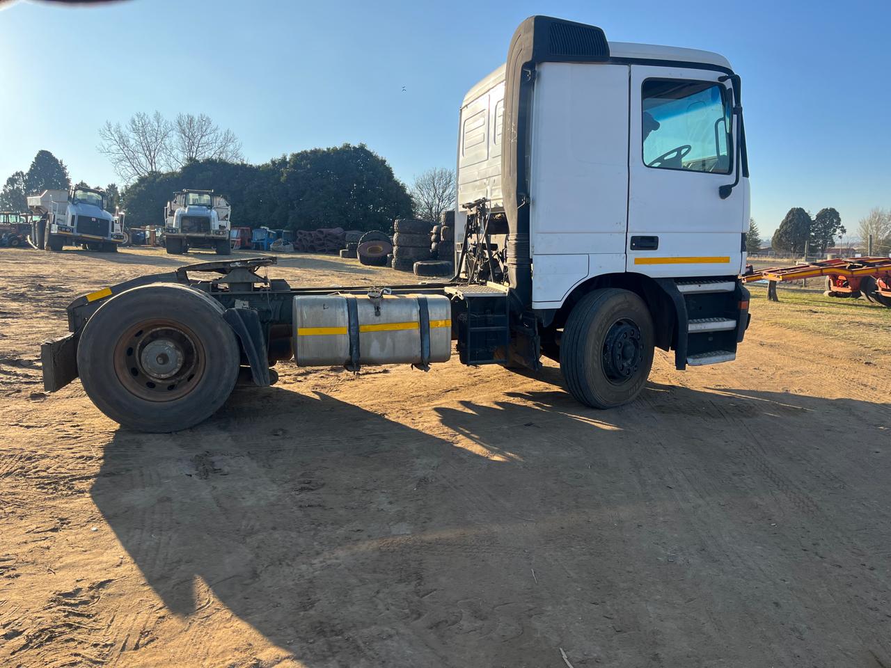 2002 Mercedes Benz Axor 1838 Horse Truck - Image 7