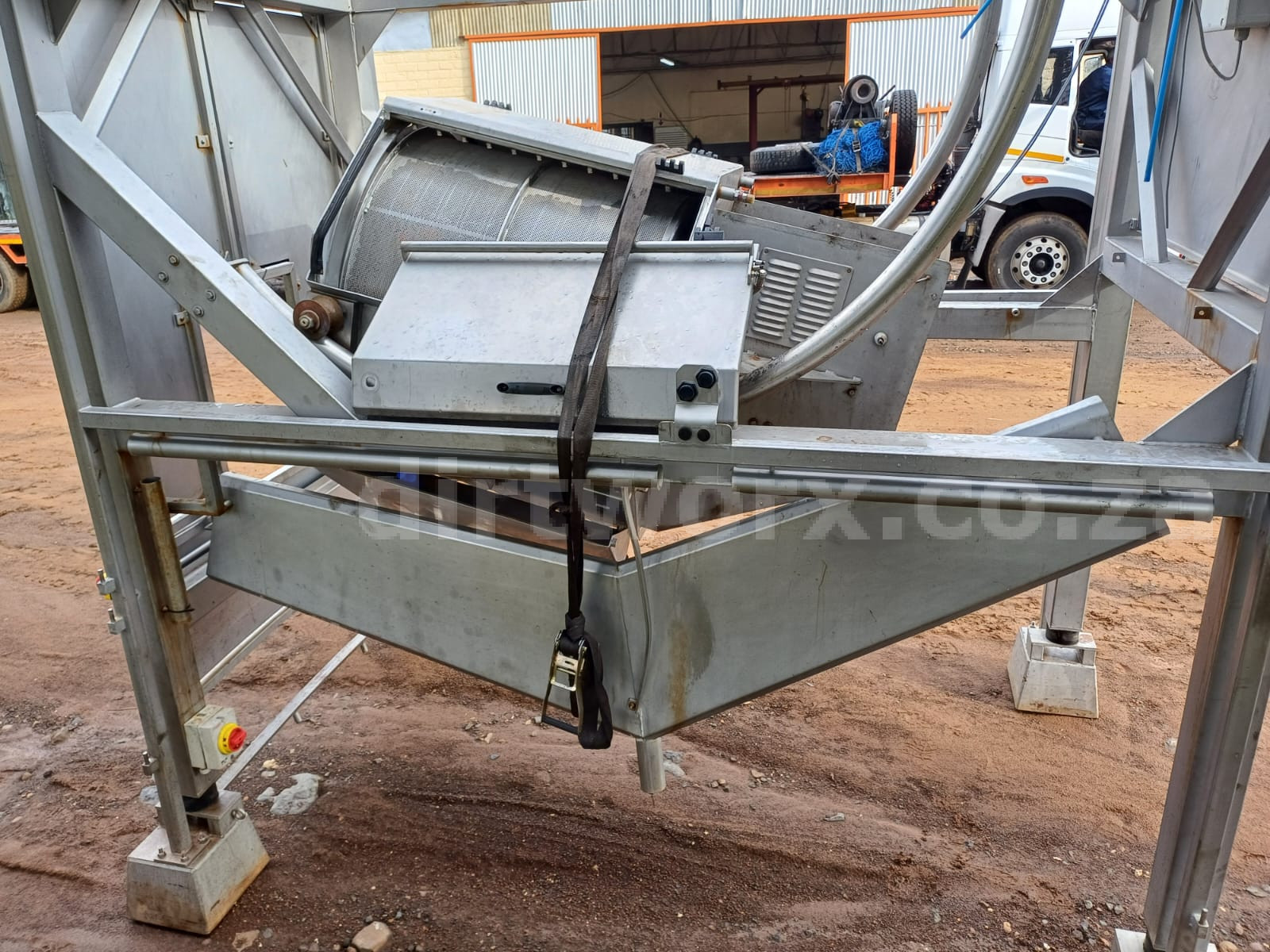 Industrial Vegetable Dryer - Image 14