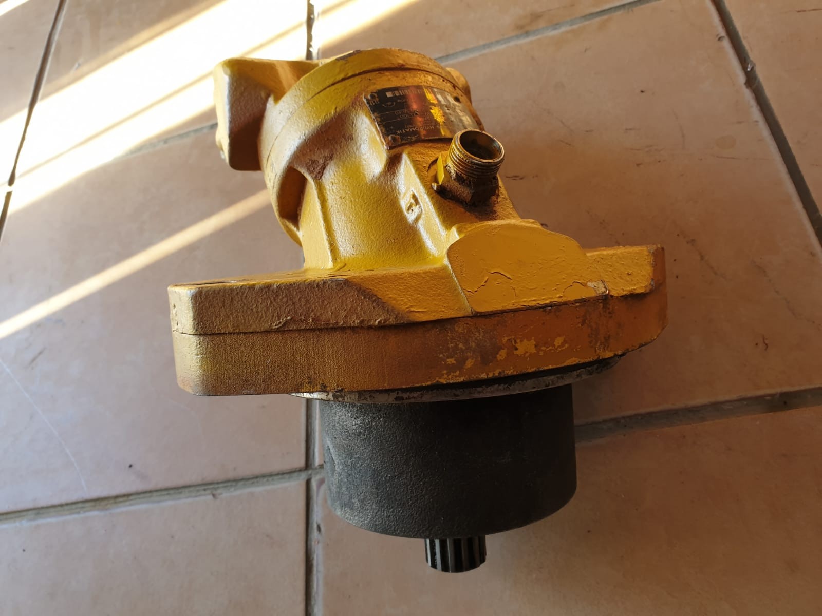 Fixed Displacement Brueninghaus Hydromatik A2FE45 Motor - Image 3