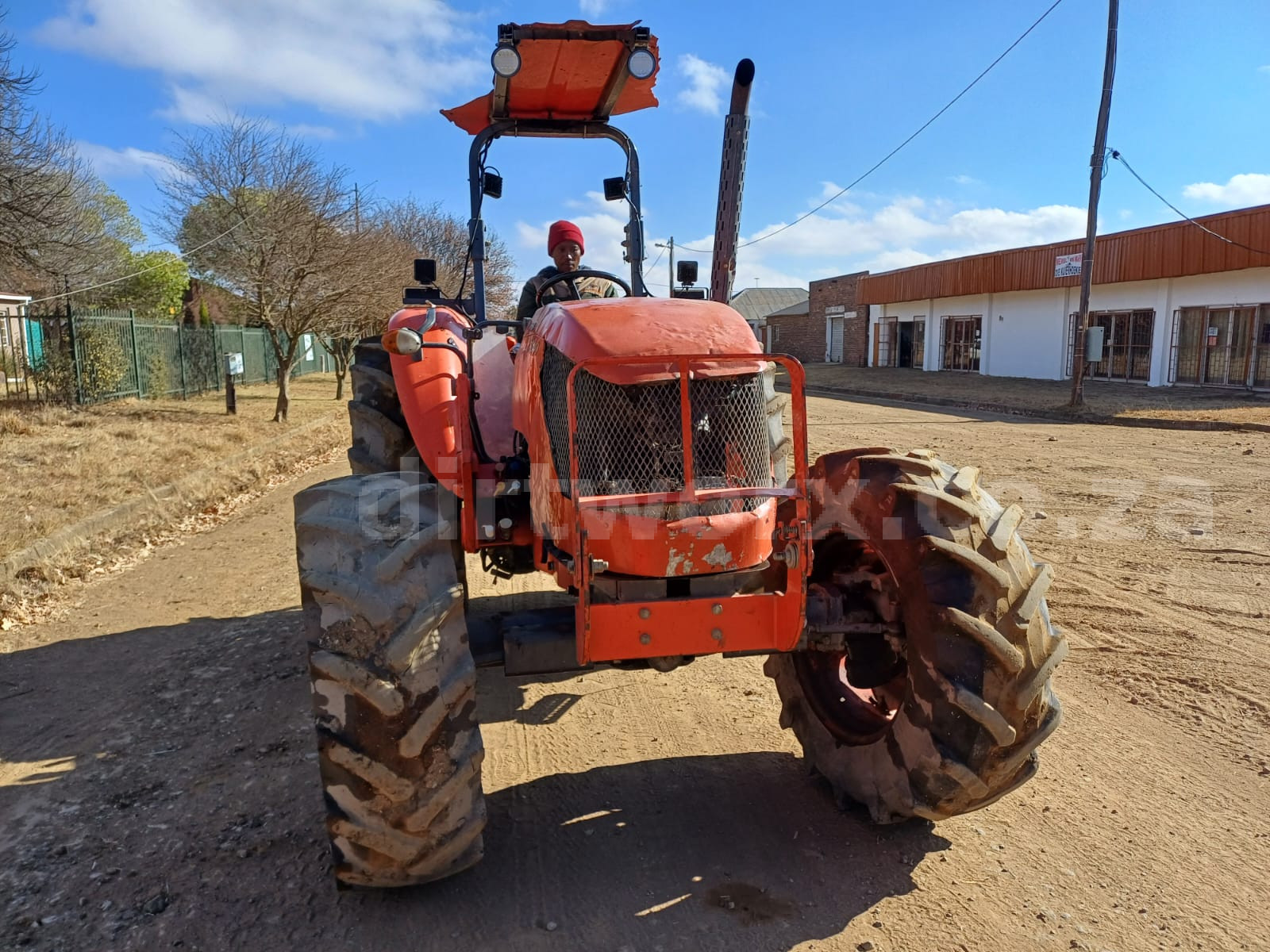 2018 Kubota M8540 Tractor - Image 4