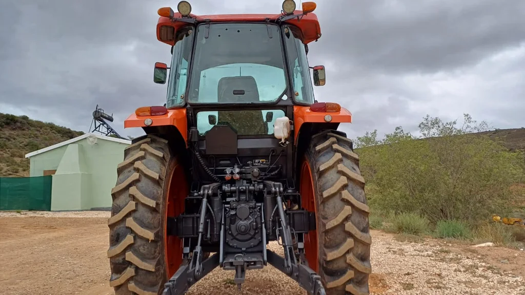 2015 Kubota M8540 Tractor - Image 6