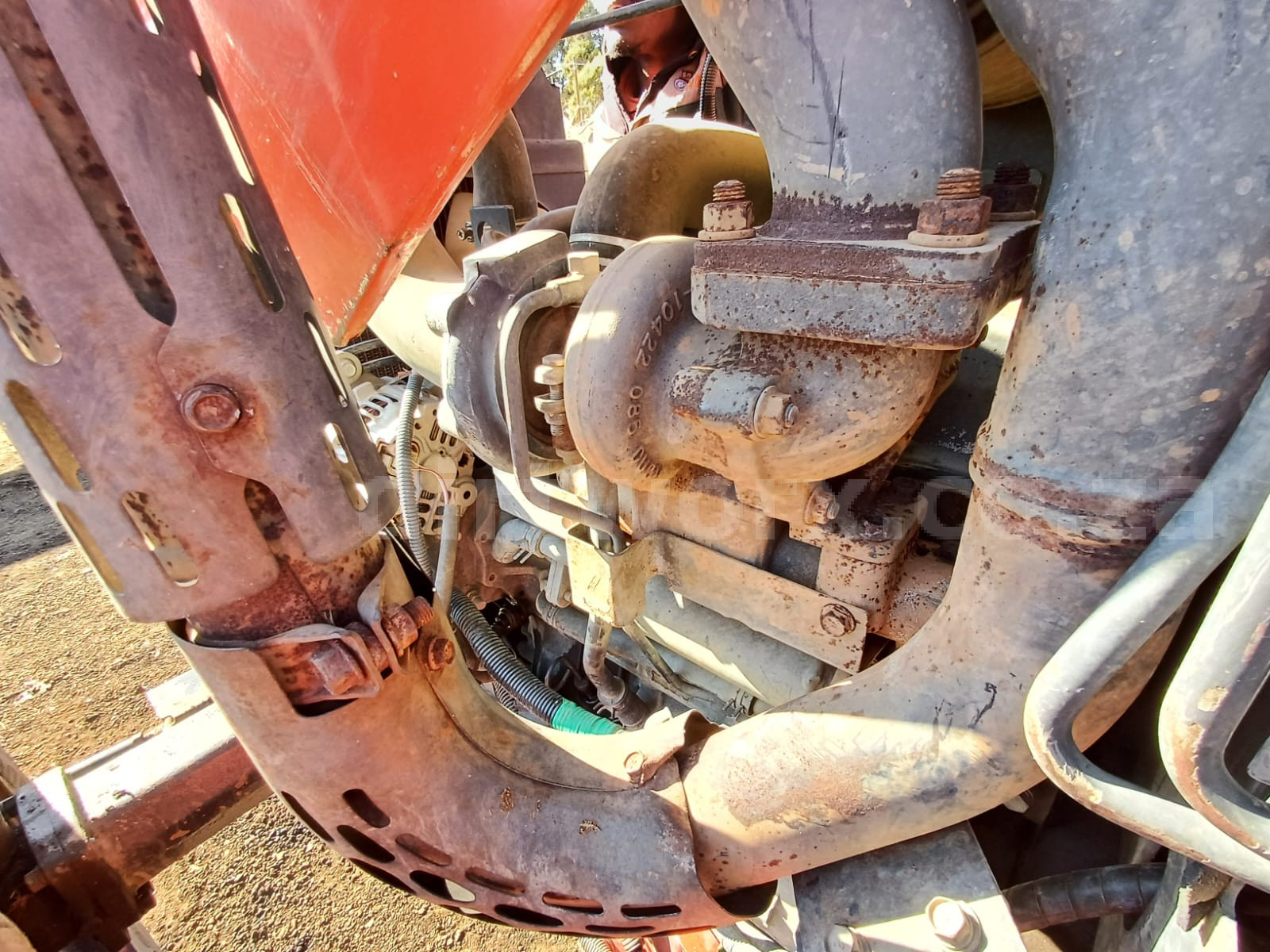 2018 Kubota M8540 Tractor - Image 13