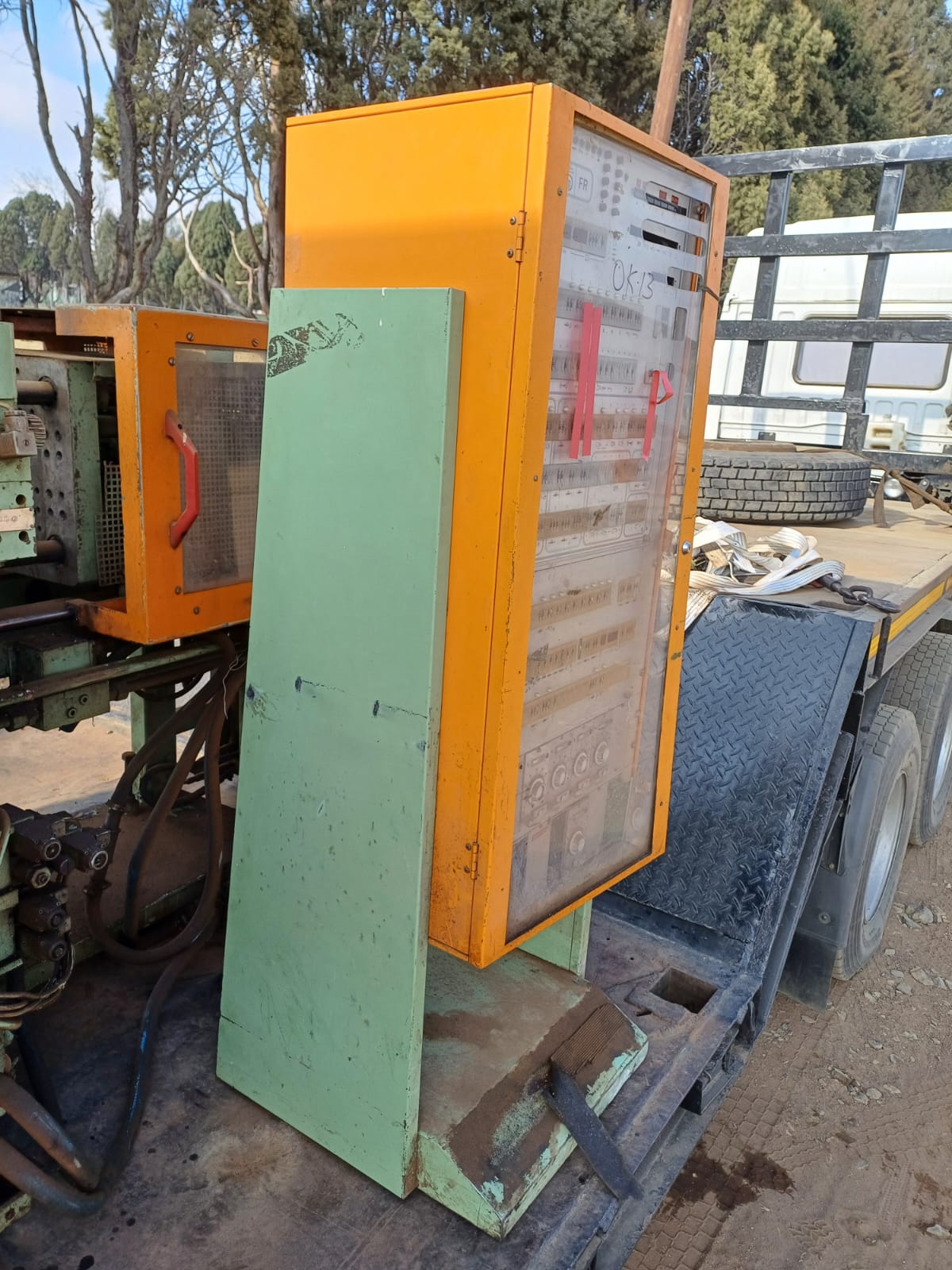 Klockner Ferromatik Injection Plastic Moulder Machine - Image 3