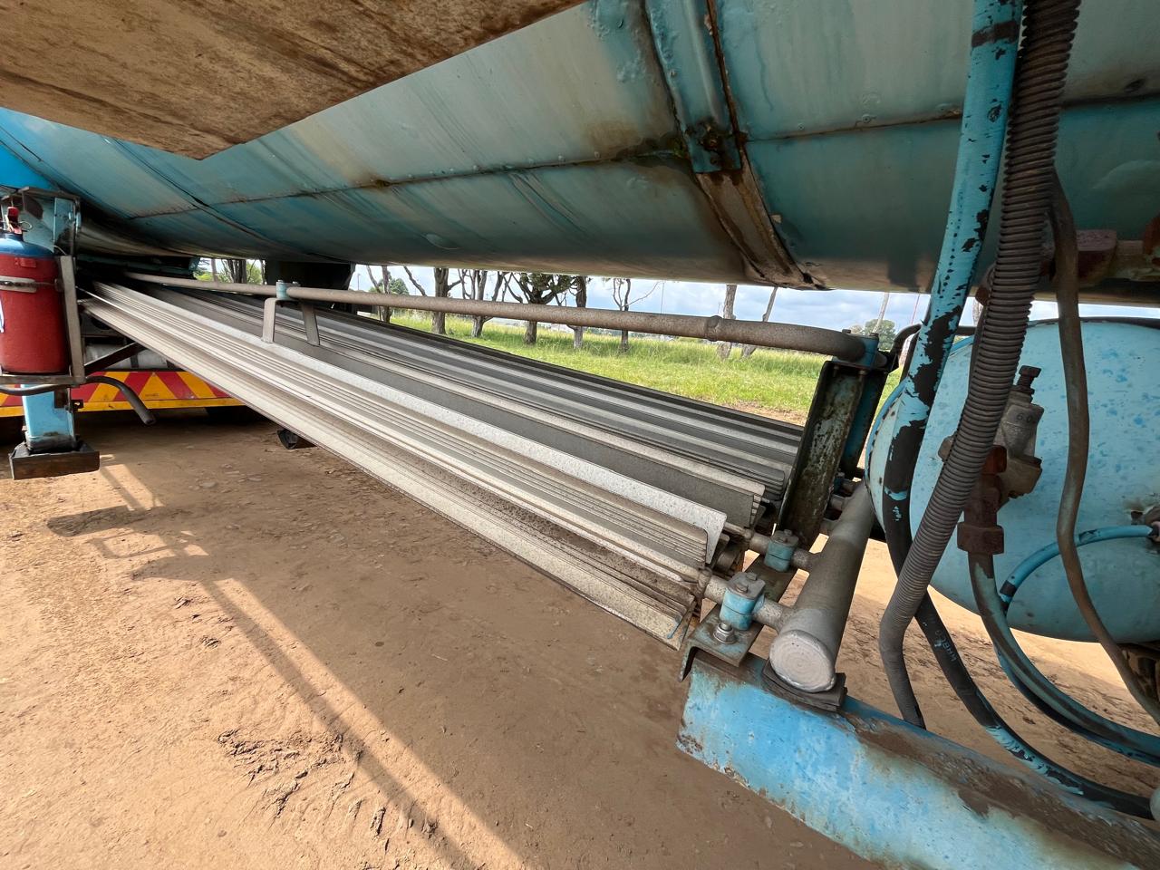 2006 Cryogenic CO² Tank Trailer 21000 L - Image 22