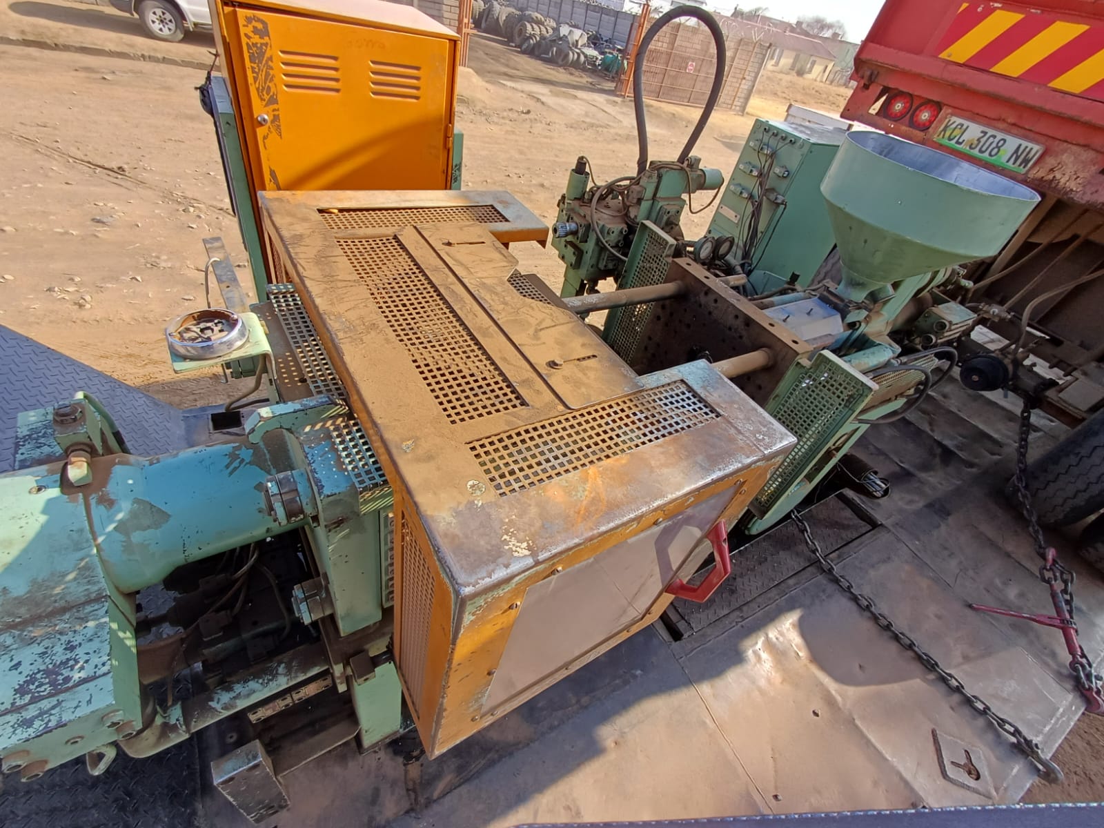 Klockner Ferromatik Injection Plastic Moulder Machine - Image 7