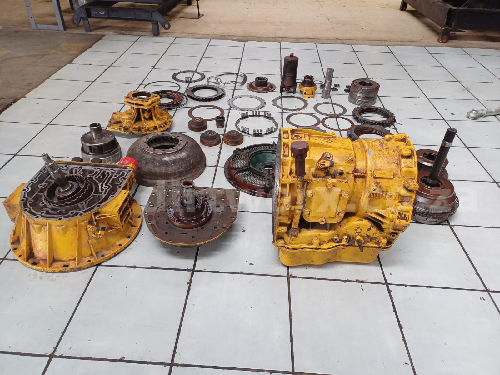 Allison 2000 Transmission for Spares - Image 6