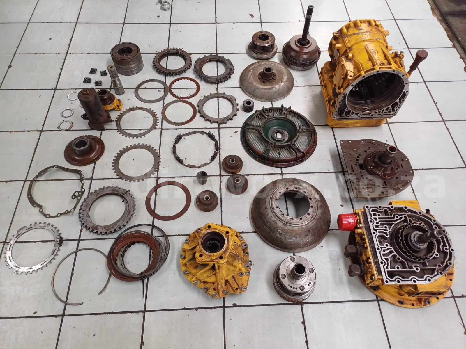 Allison 2000 Transmission for Spares - Image 8