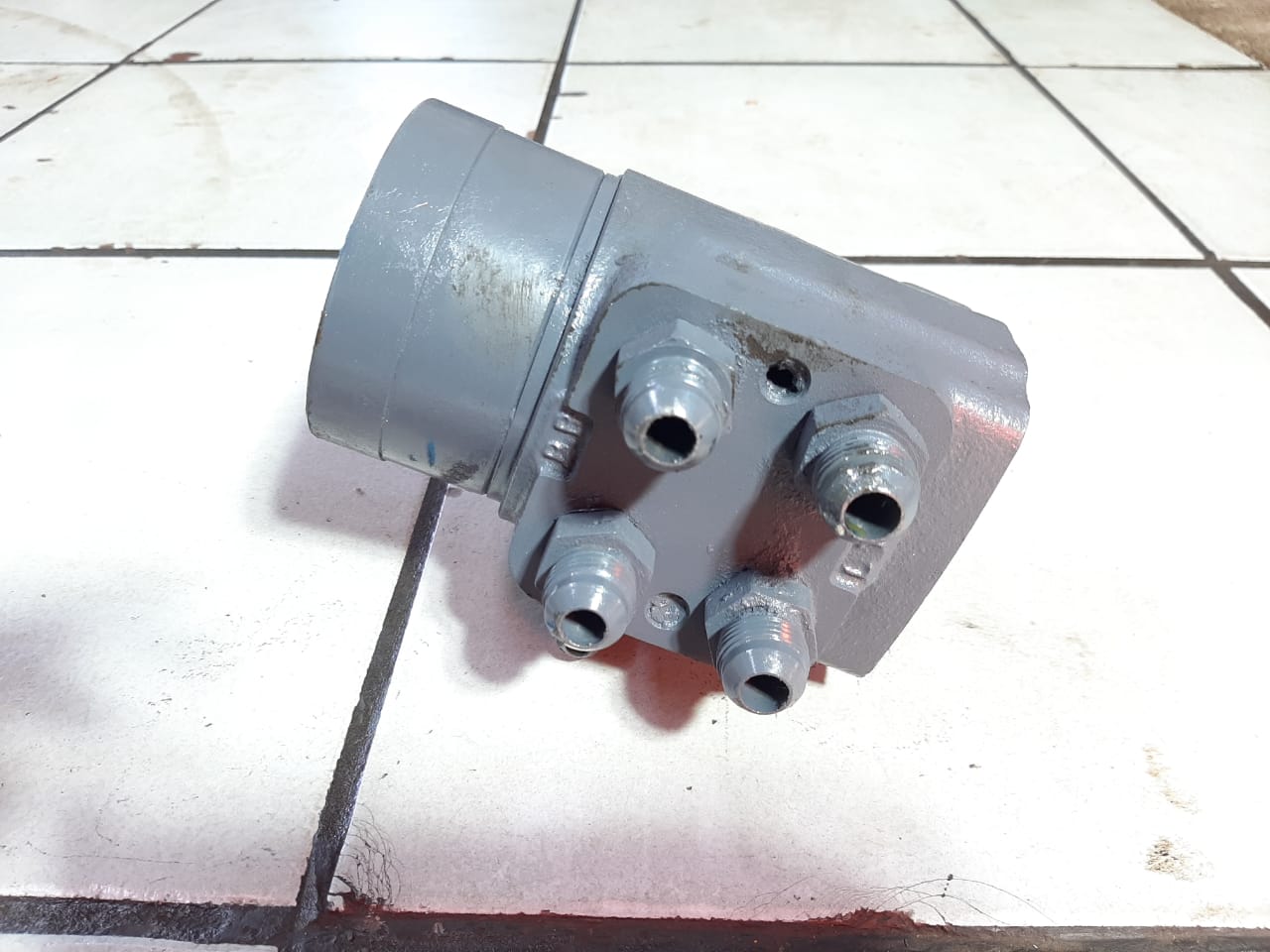 Eaton Char-Lynn Hydraulic Orbital Steering Control Valve 213-1005-001 - Image 2