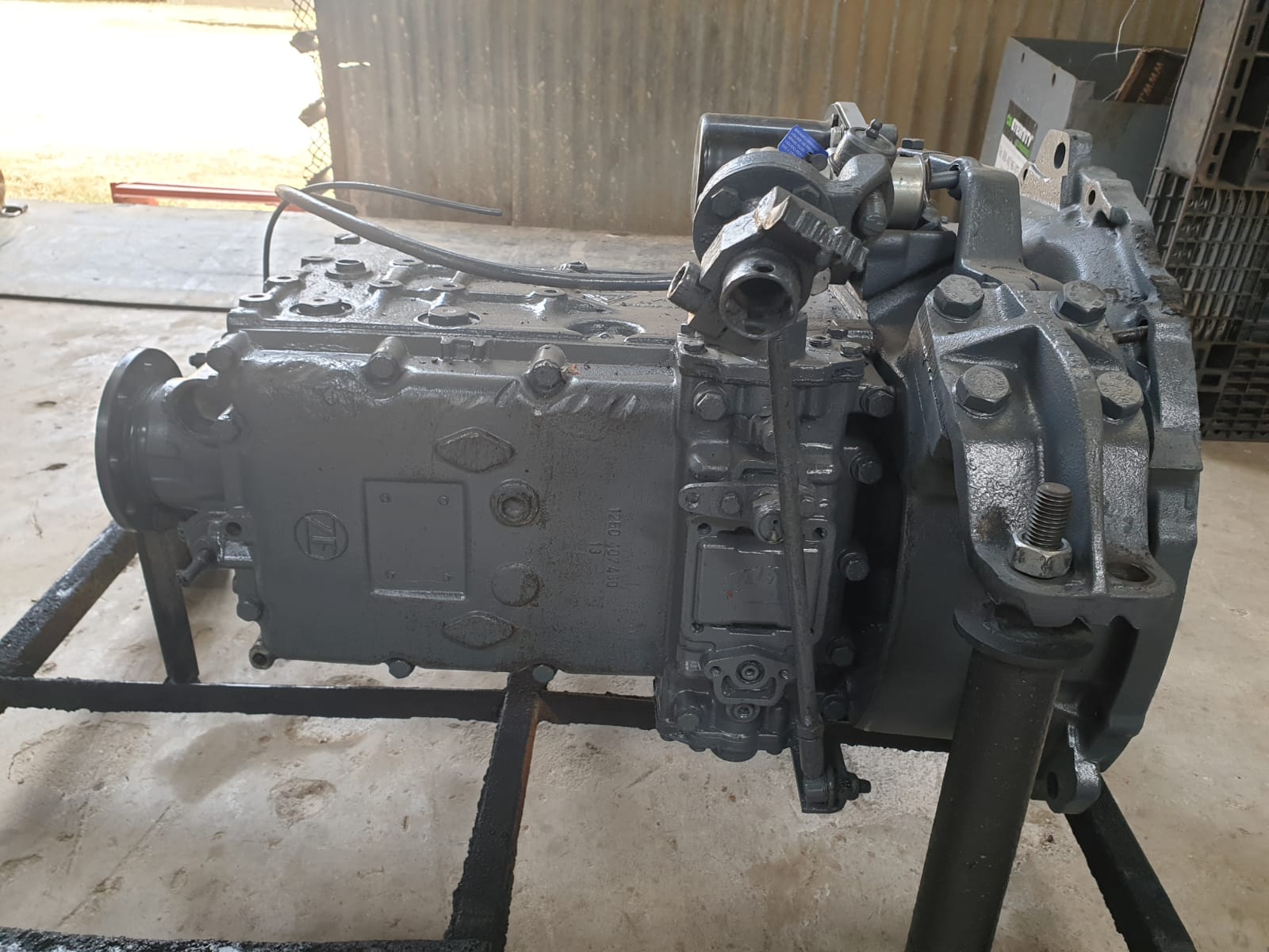 ZF S6-90 Gearbox - Image 4