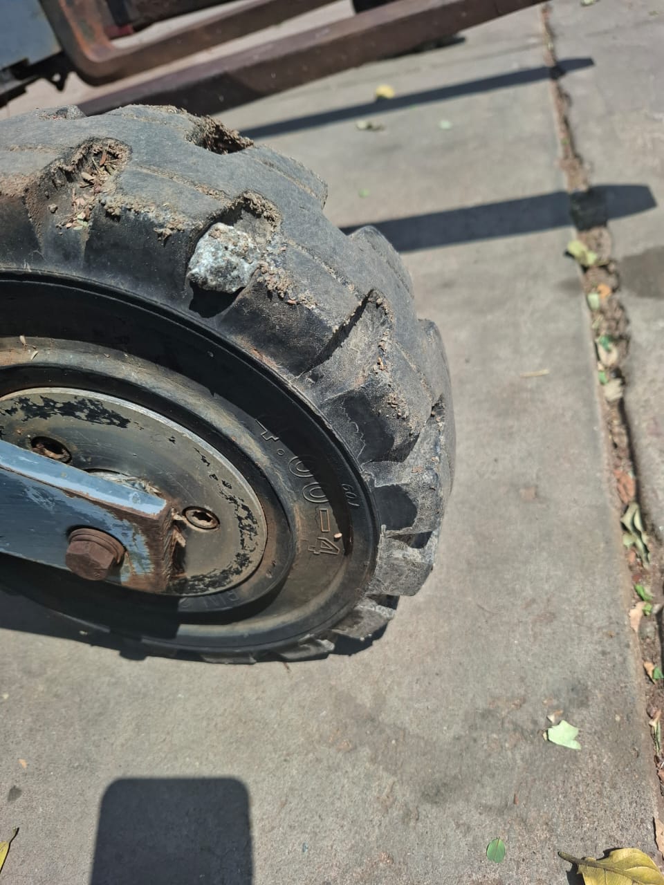 Forklift 1.5 Ton Moffett Piggyback - Image 6