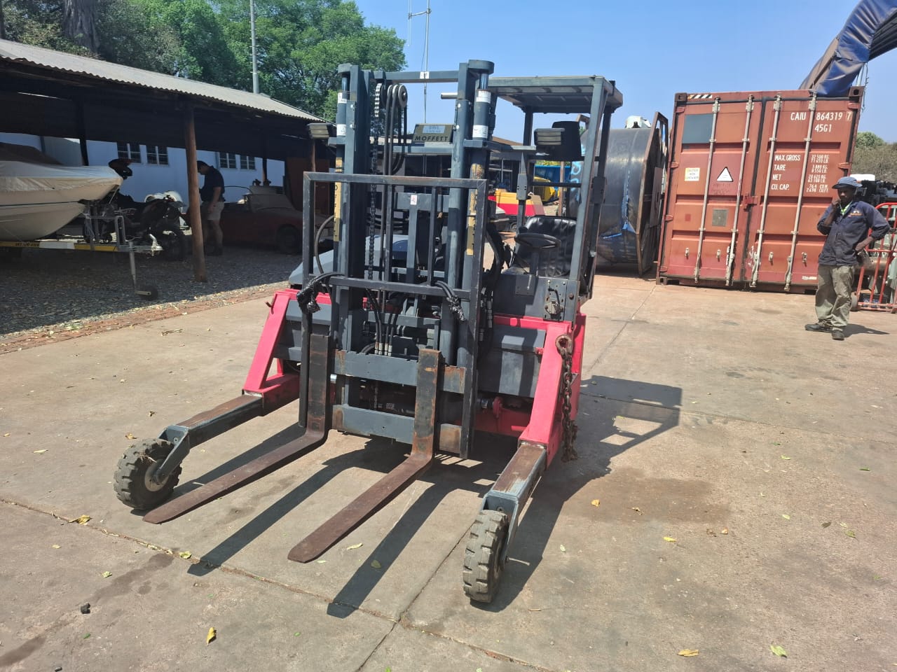 Forklift 1.5 Ton Moffett Piggyback