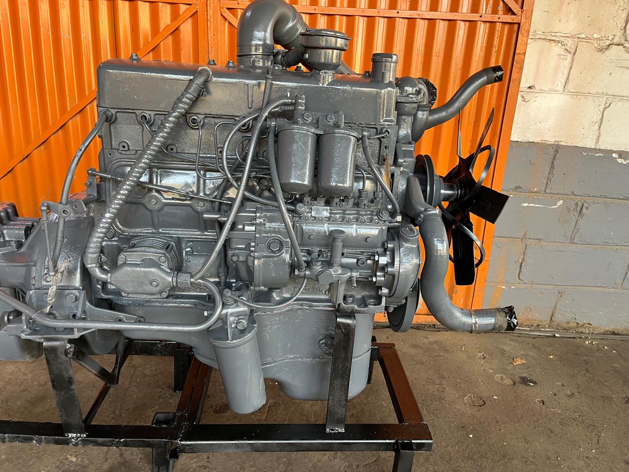 ADE 352 Engine - Image 4