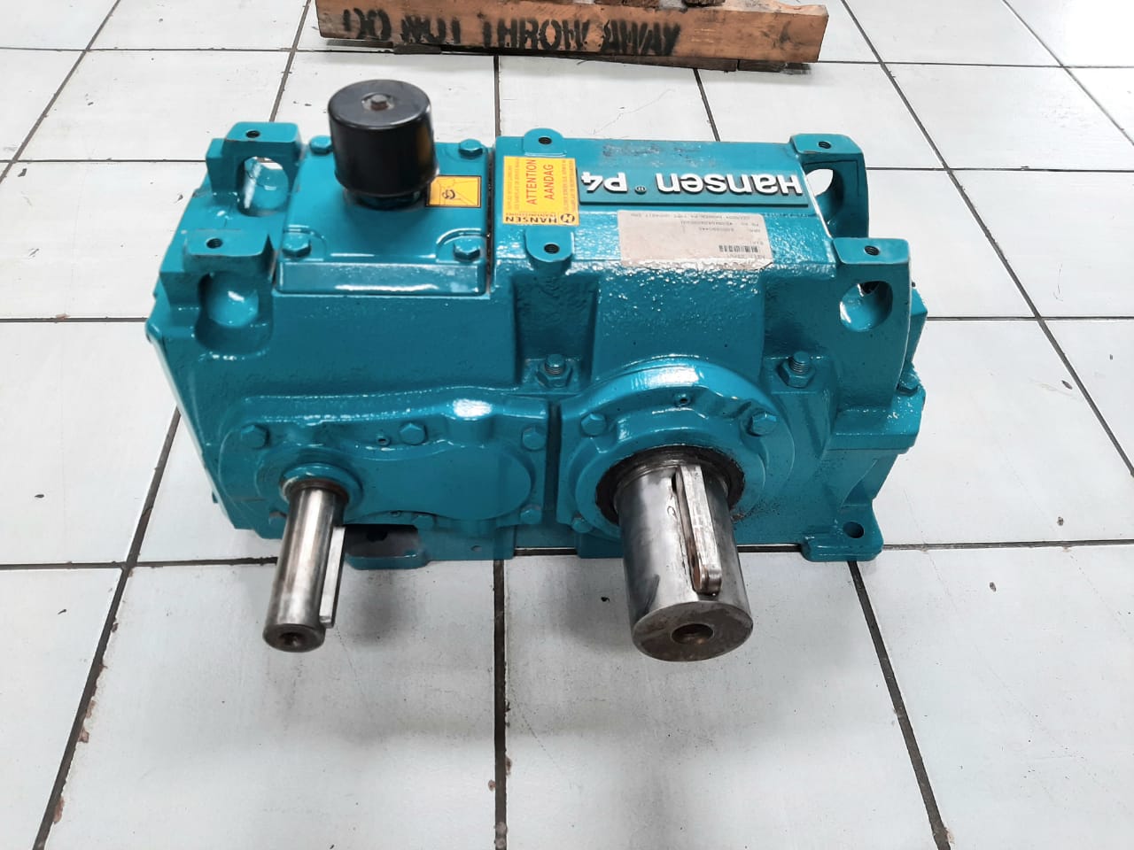 Hansen P4 Multistage Industrial Gearbox 37kW Ratio 22.4 to 1 - Image 6