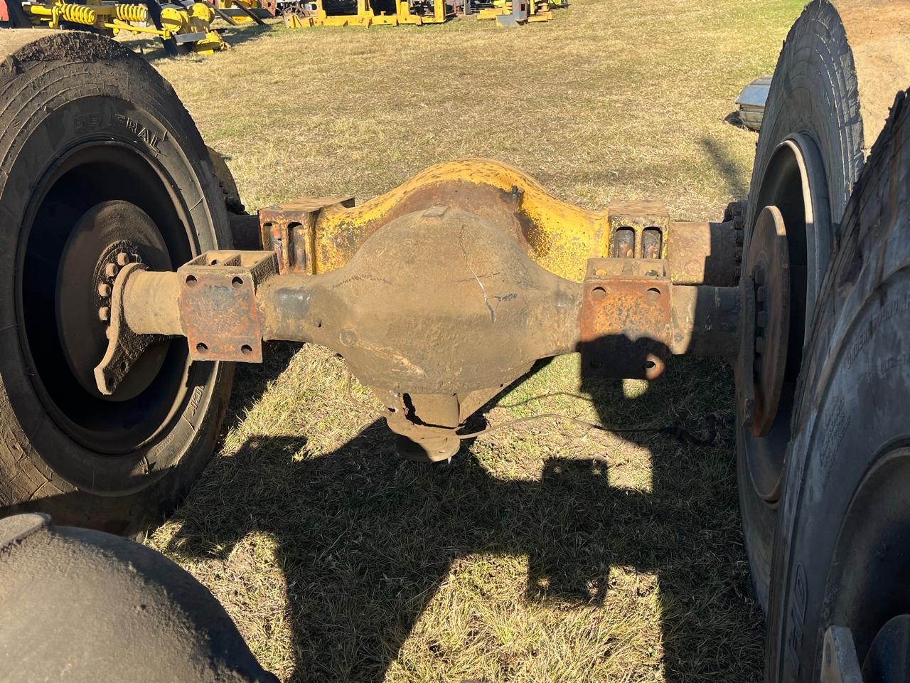 Wuhlf CL935 Front Differential Axle - Image 2