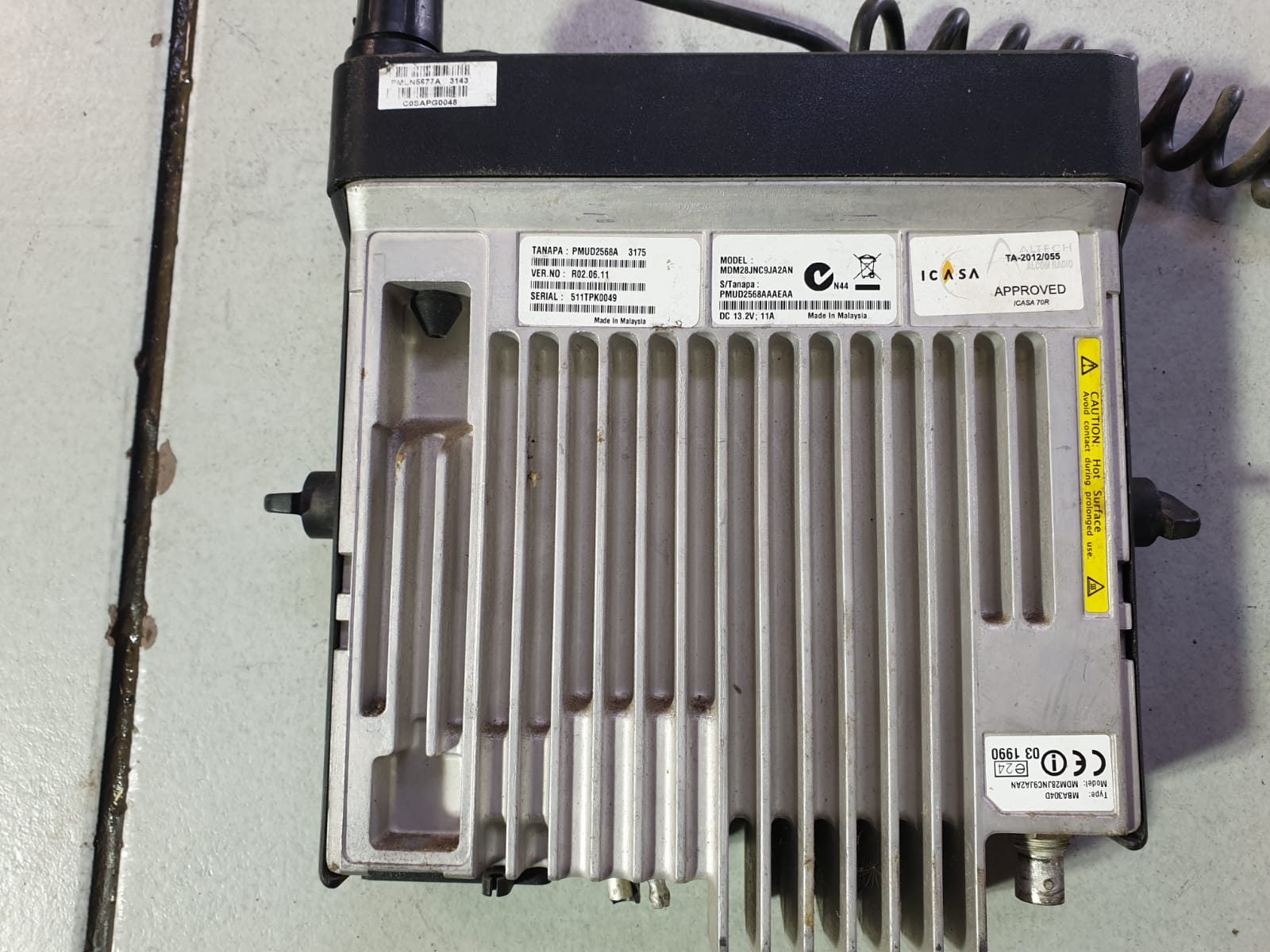 Motorola DM4400 UHF Base/Vehicle Two-Way Radio - Image 6