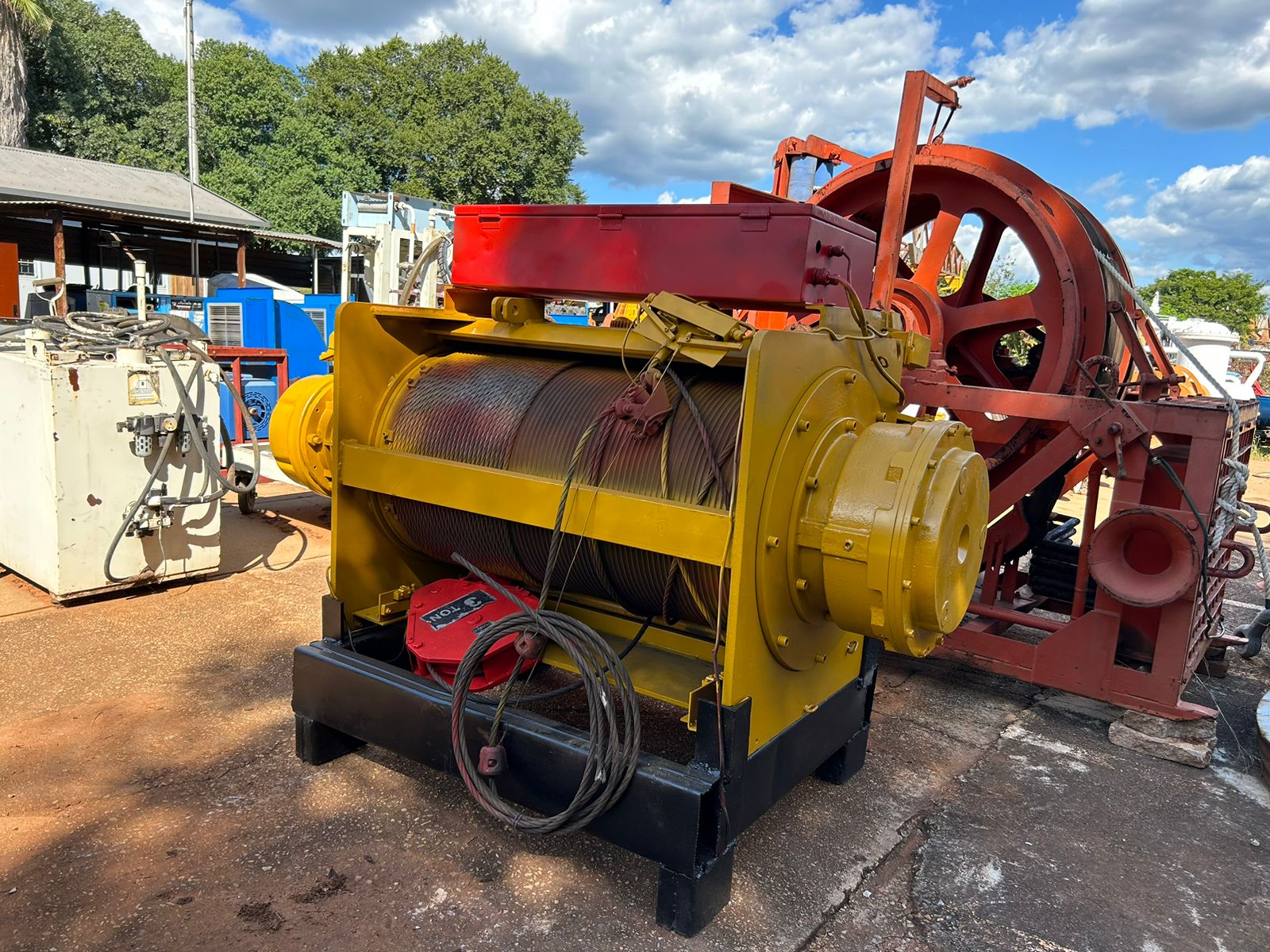 Tusker Crane Wire Rope Hoist - Image 4