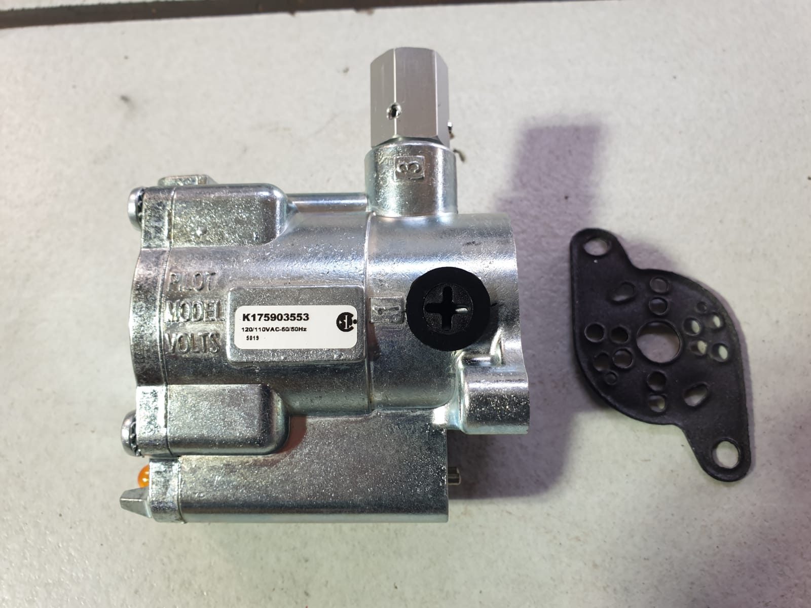Parker Plug-in Pilot K175903553 - Image 2
