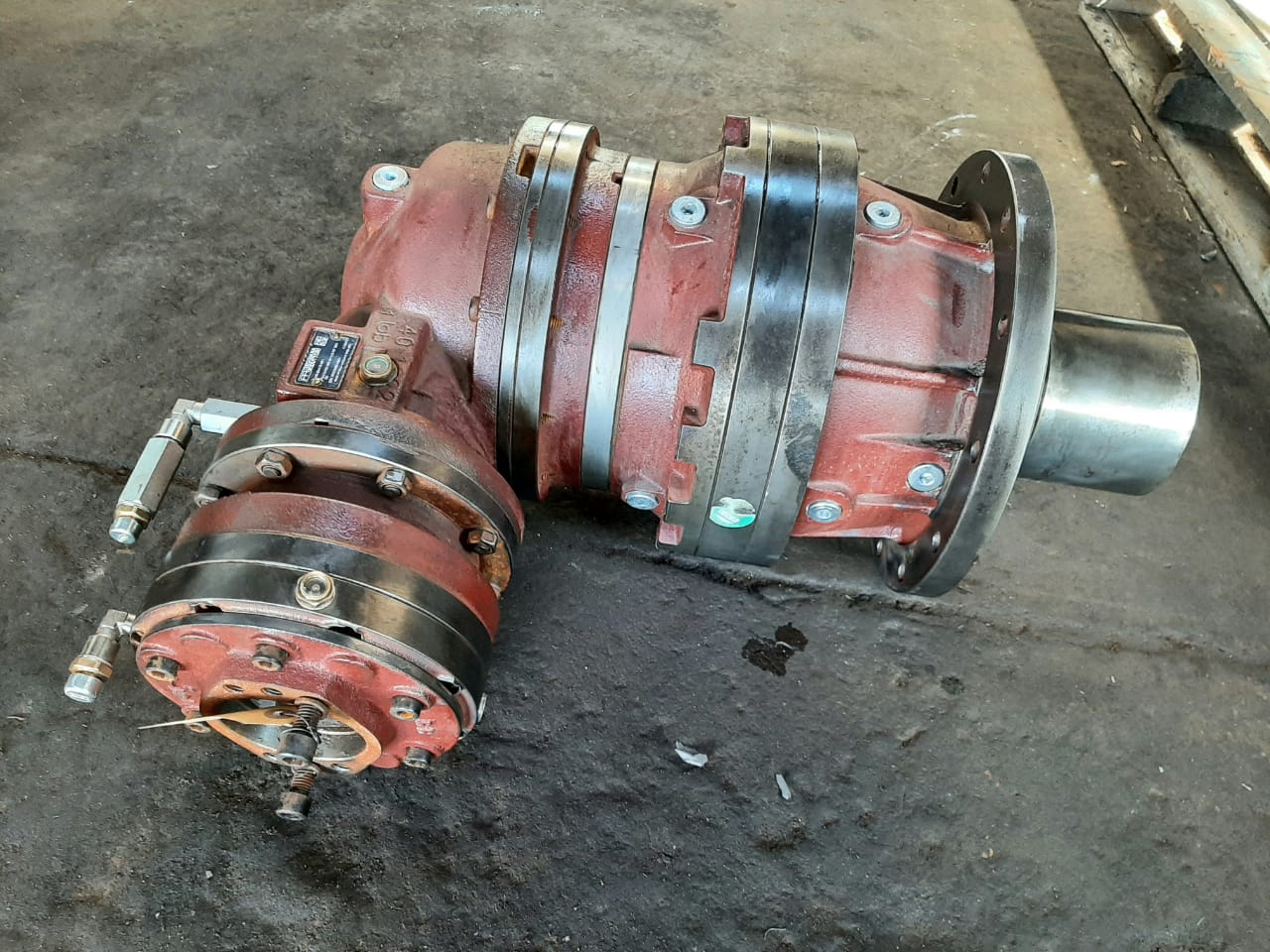 Reggiana Reduttori Planetary Reduction Gear Ratio 116 to 1 - Image 8