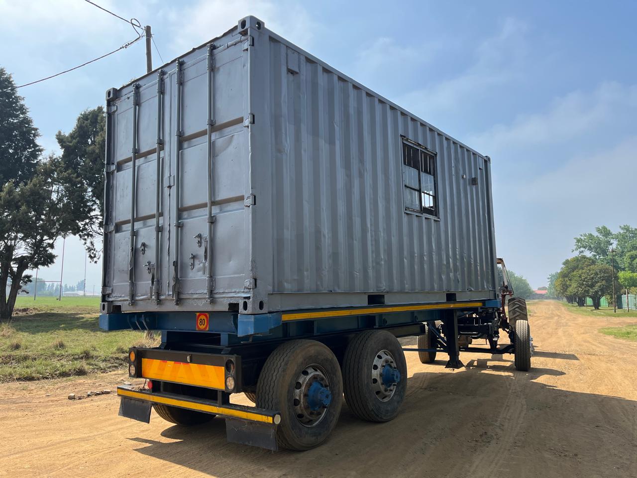 Henred Container Tipper Trailer - Image 7