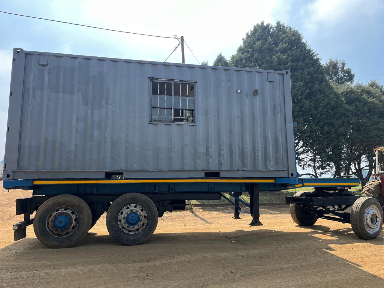 Henred Container Tipper Trailer - Image 8