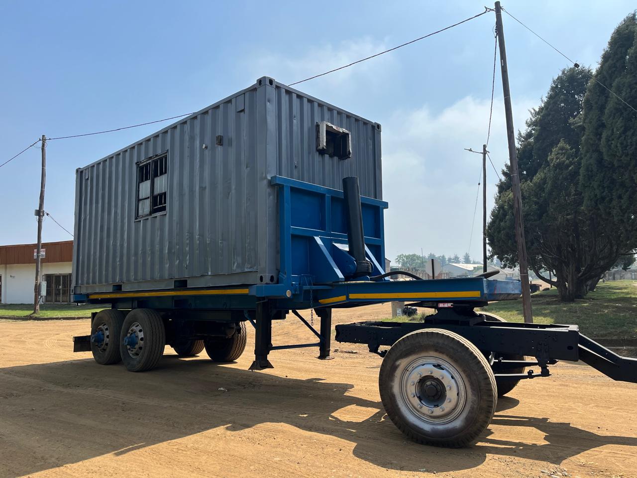 Henred Container Tipper Trailer - Image 9