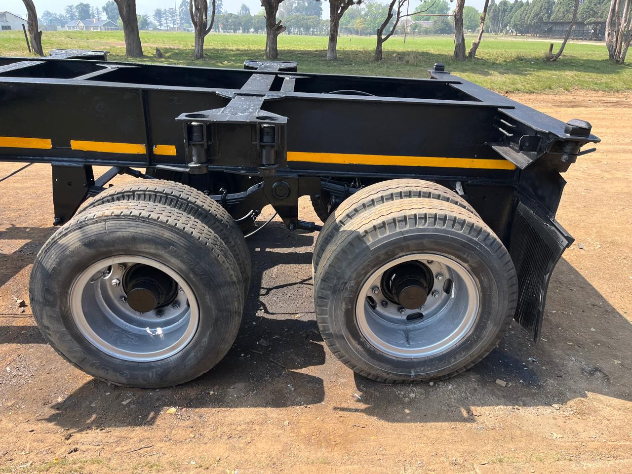 Henred Skeletal Container Trailer - Image 7