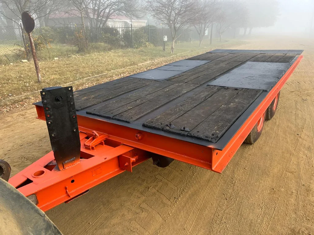 Hyster Tilt Deck Rollback Trailer - Image 2