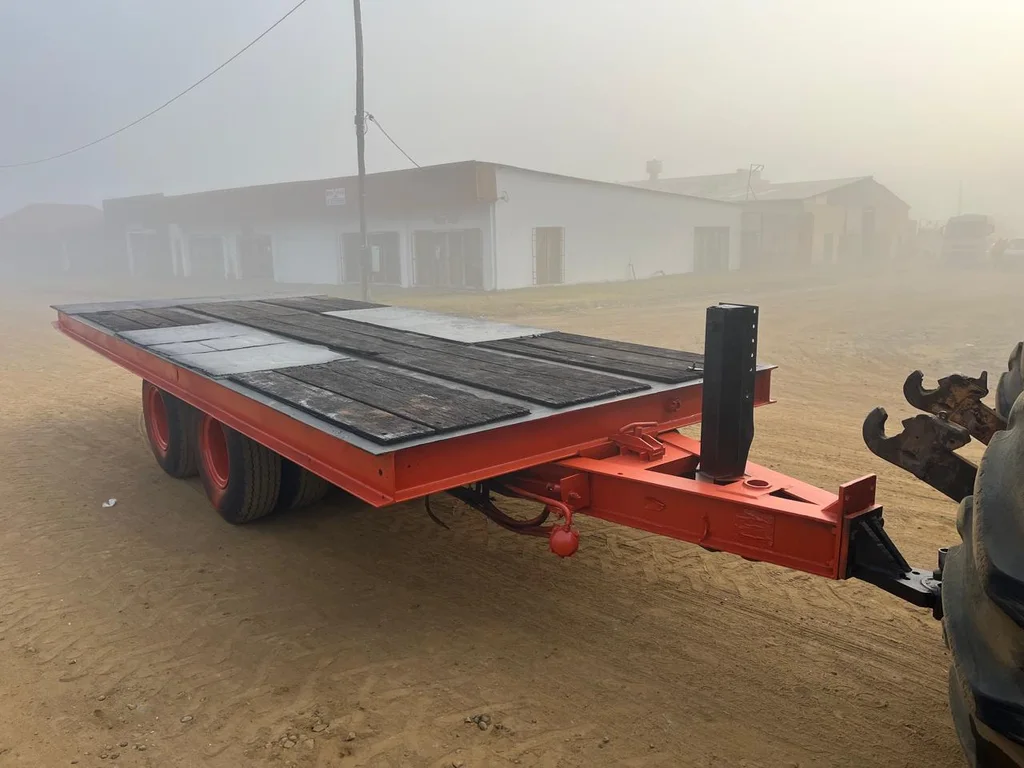 Hyster Tilt Deck Rollback Trailer - Image 4