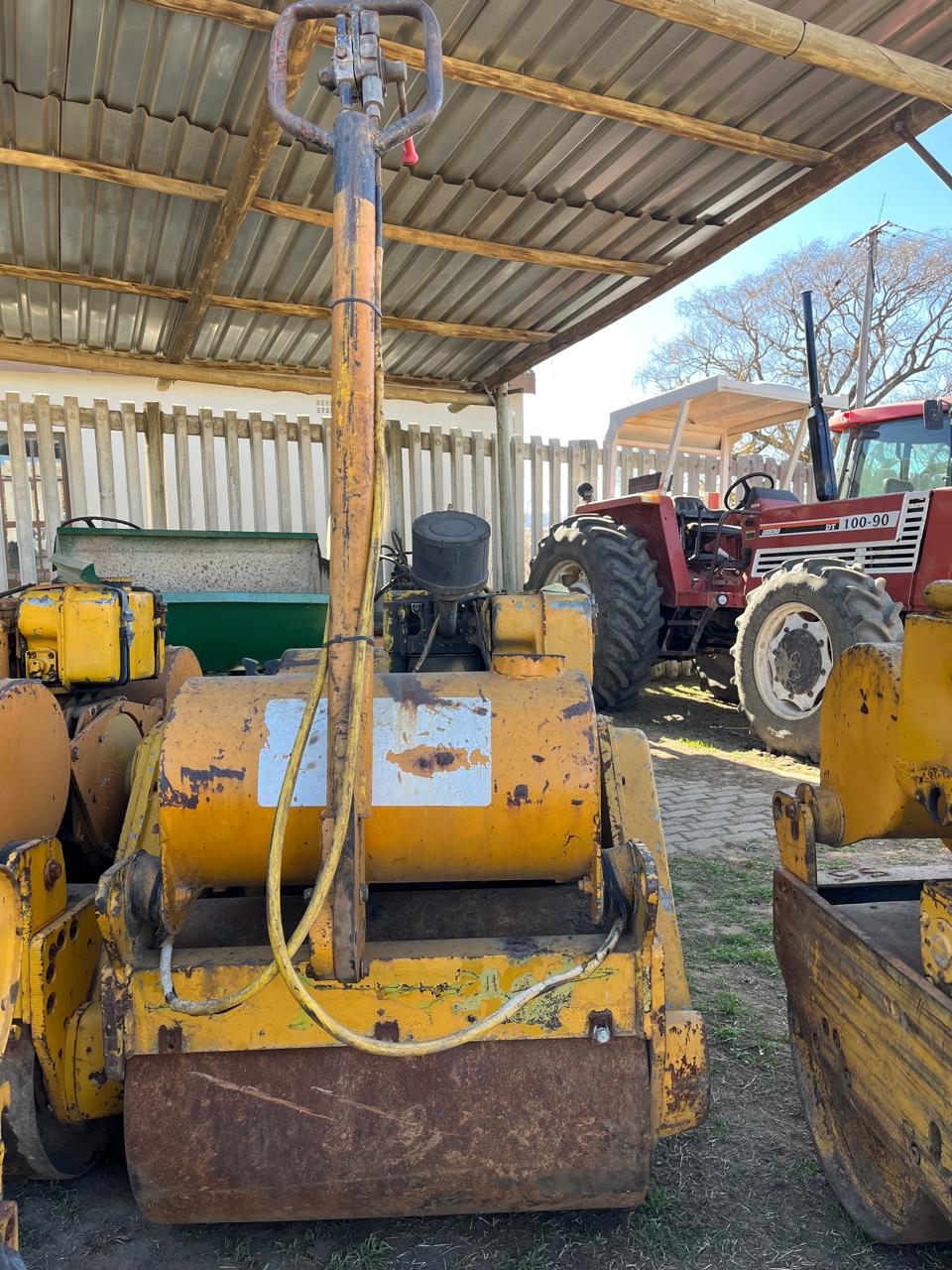 Bomag BW75S Walk Behind Roller - Image 2