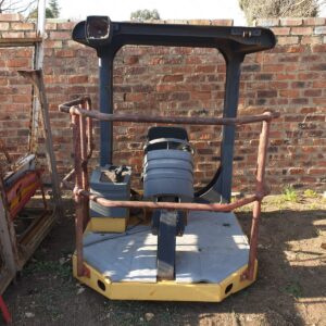 Caterpillar CS533D Smooth Drum Vibrating Roller Cab