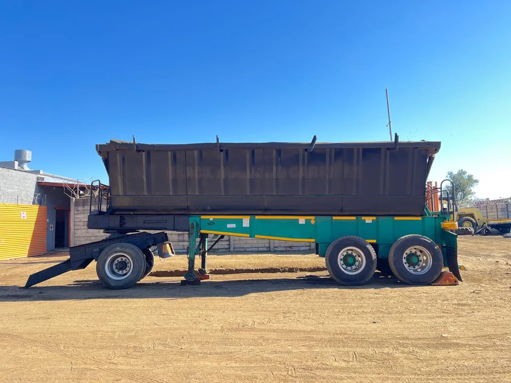 2017 Top Trailers Side Tipper Trailer - Image 3