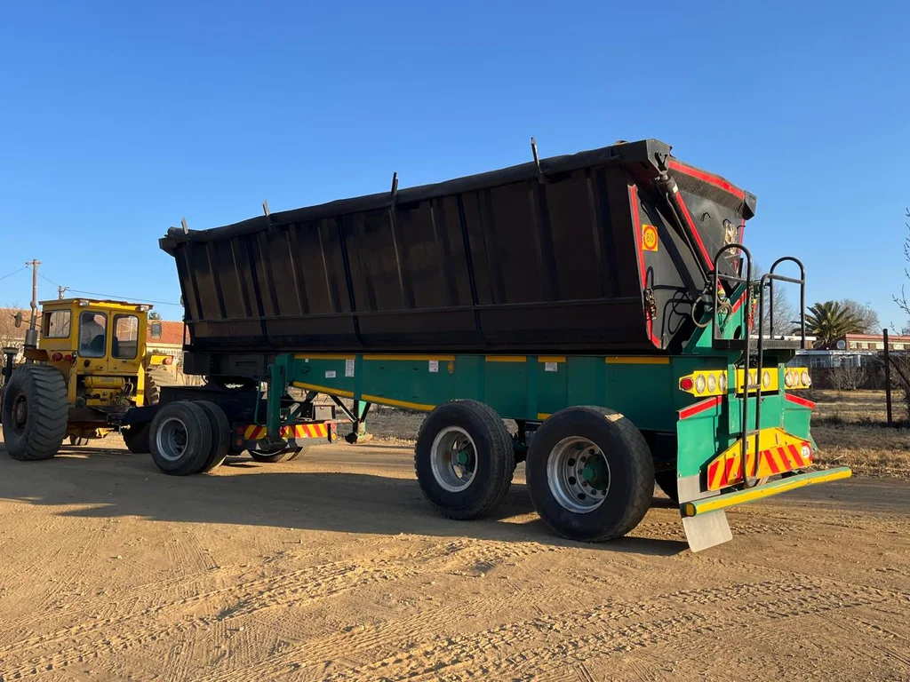 2017 Top Trailers Side Tipper Trailer - Image 6