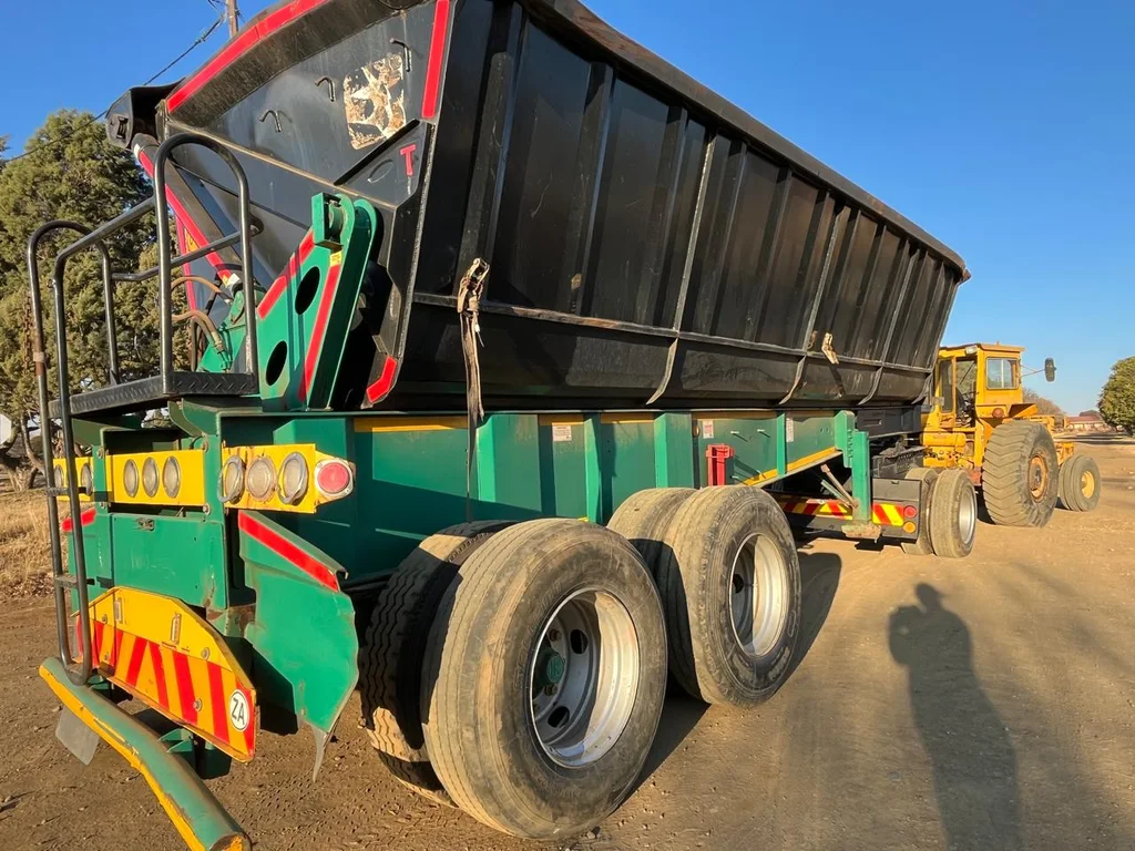 2017 Top Trailers Side Tipper Trailer - Image 7