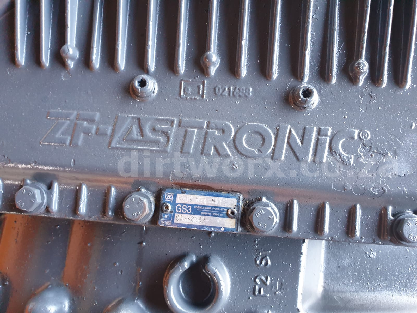 ZF Astronic 12 AS 2301 Gearbox - Image 3